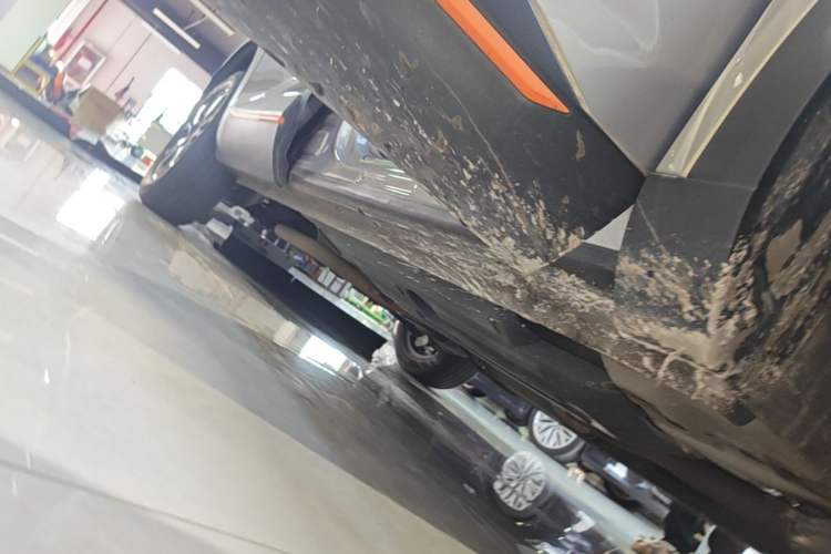 Used Haval XY 2022 1.5T Smart Edition Right Side Sill