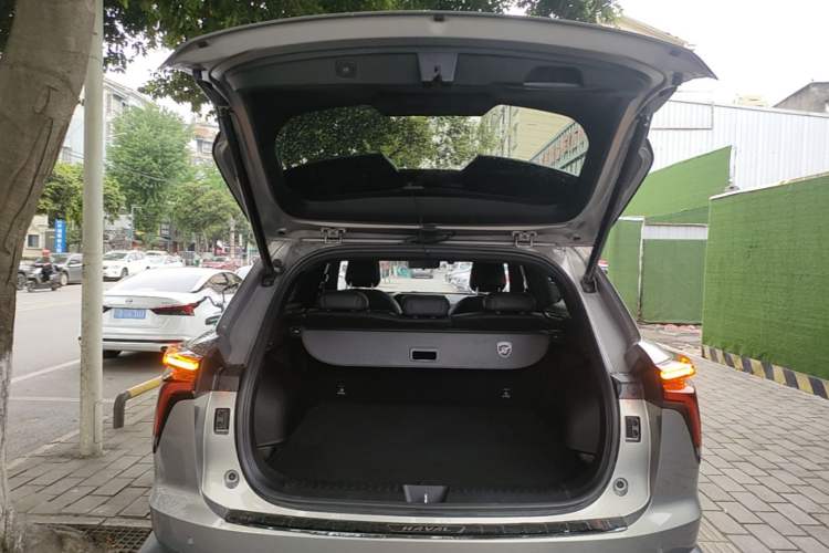Used Haval XY 2022 1.5T Smart Edition Trunk