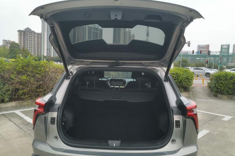 Used Haval XY 2022 1.5T ZhiZun Edition Trunk