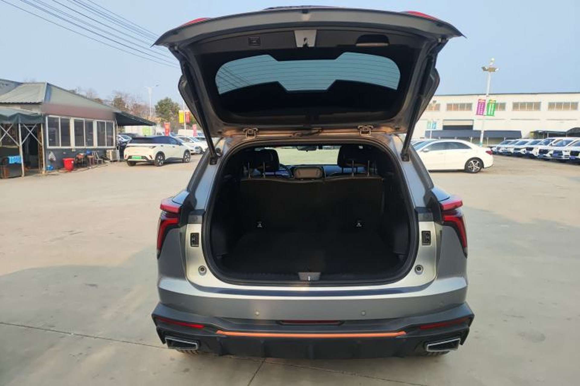 Used Haval XY 2022 1.5T Smart Edition Trunk