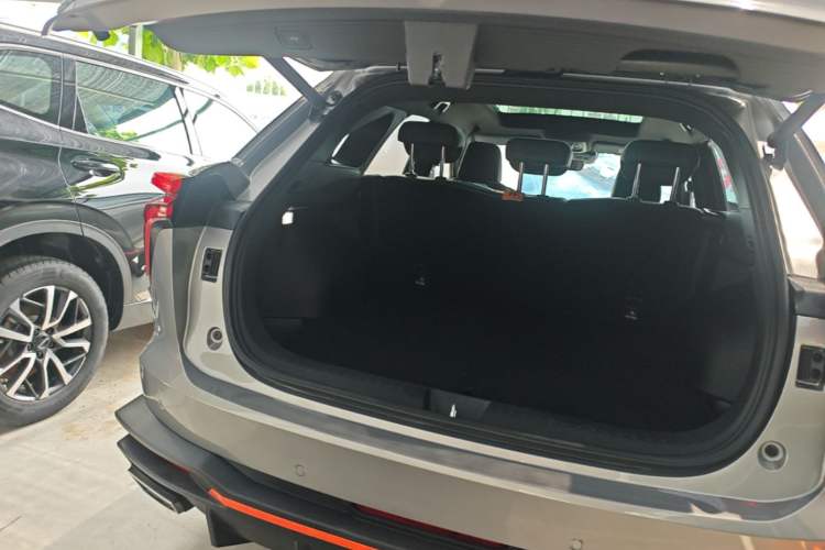 Used Haval XY 2022 1.5T Smart Edition Trunk