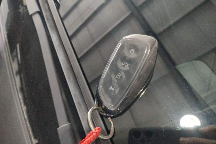Used Haval XY 2022 2.0T ZhiZun All-Wheel-Drive Version Vehicle Key