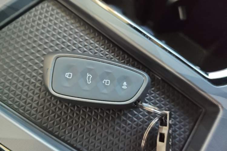 Used Haval XY 2022 2.0T Smart Edition Vehicle Key
