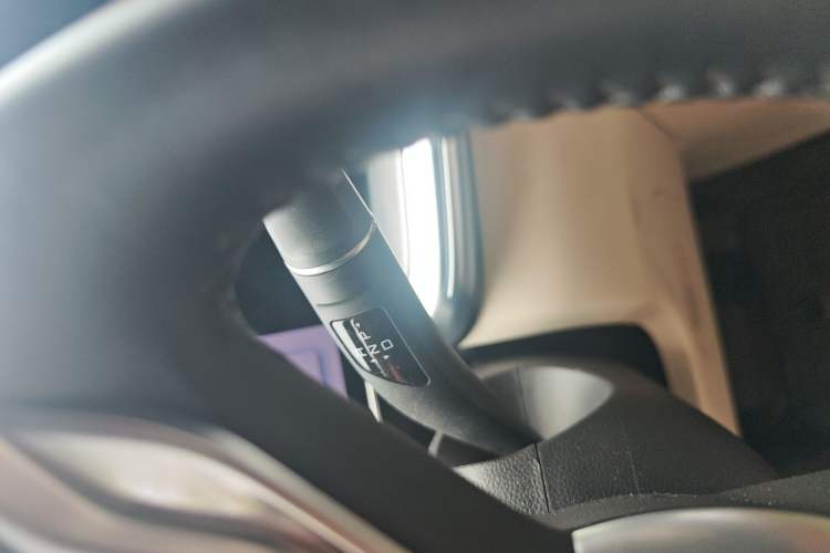Used Haval XY 2022 1.5T Smart Edition Gear Lever