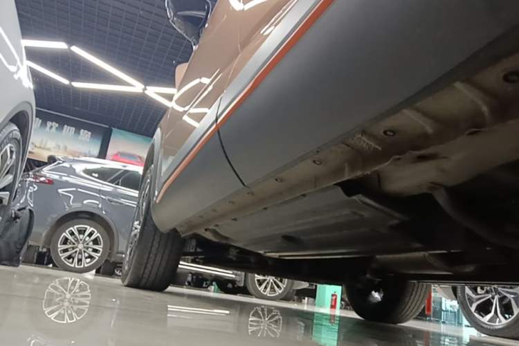 Used Haval XY 2022 1.5T Smart Edition Left Side Sill