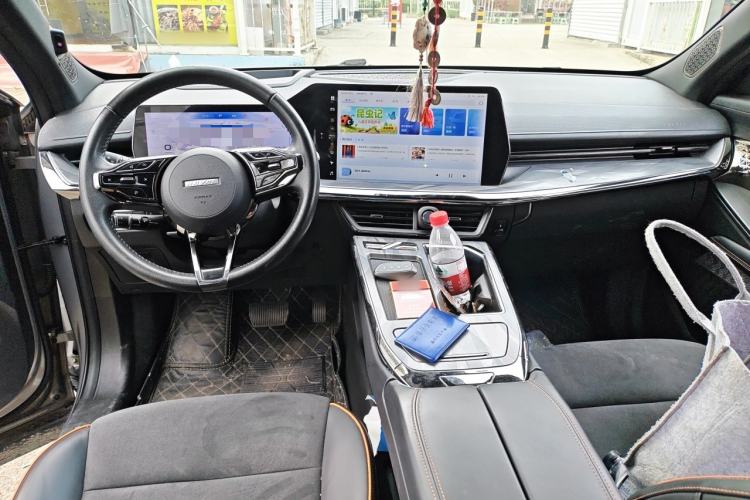 Used Haval XY 2022 1.5T ZhiZun Edition Center Console