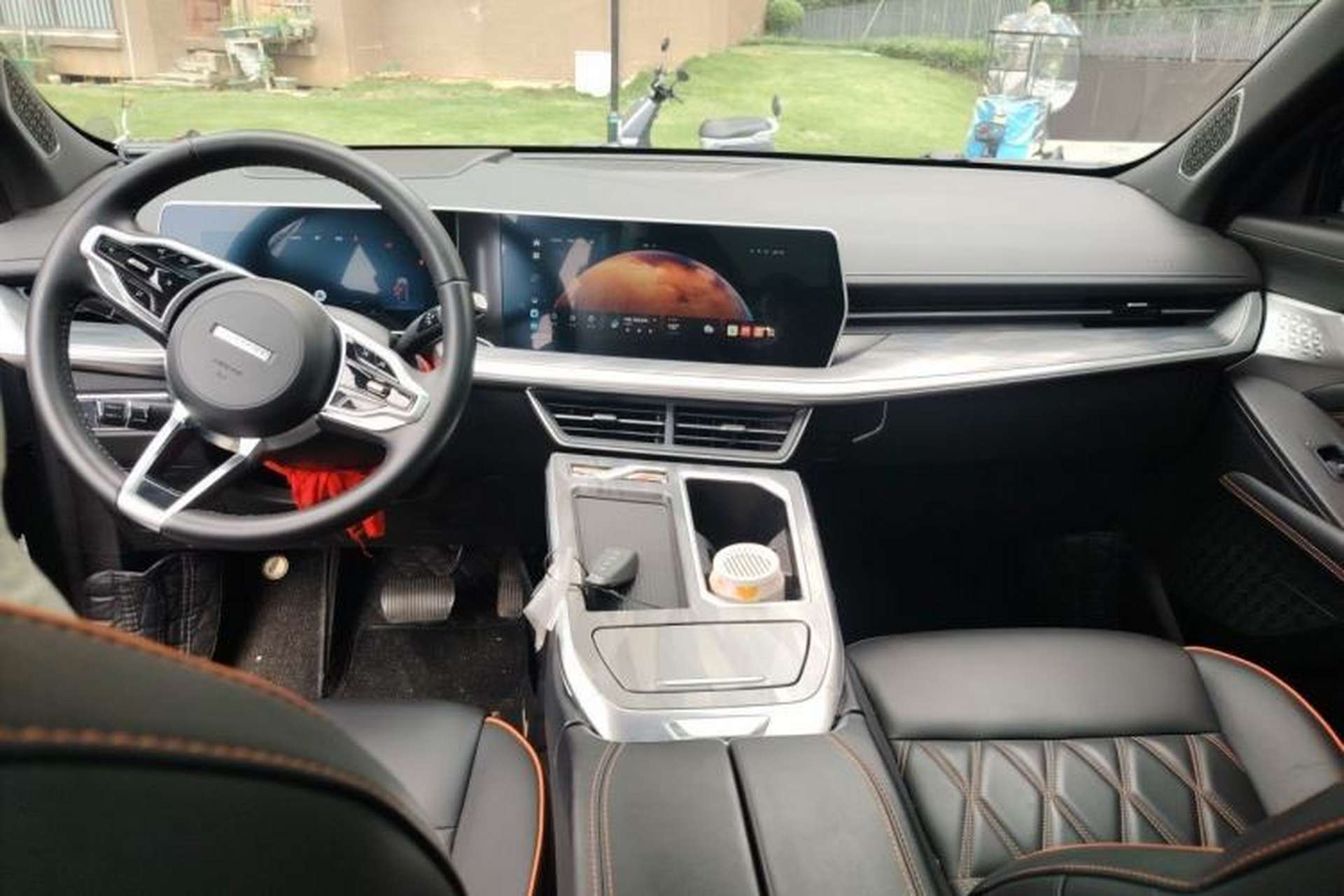 Used Haval XY 2022 1.5T Smart Edition Center Console
