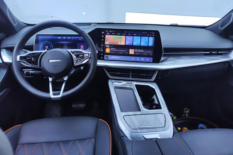 Used Haval XY 2022 1.5T Smart Edition Center Console