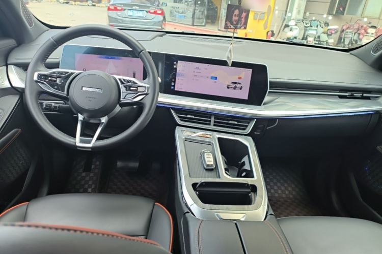 Used Haval XY 2022 1.5T ZhiZun Edition Center Console