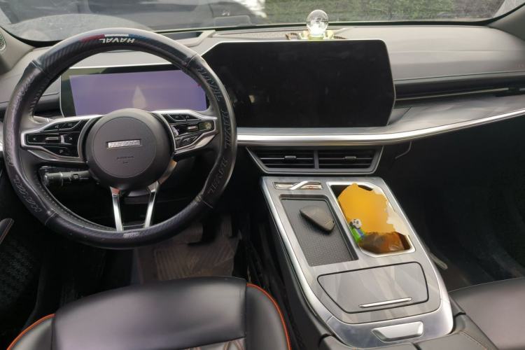 Used Haval XY 2022 1.5T Smart Edition Center Console