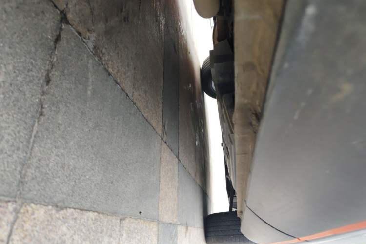 Used Haval XY 2022 1.5T ZhiZun Edition Chassis Rear Right