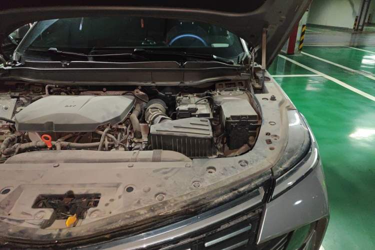 Used Haval XY 2022 2.0T Smart Edition Engine Bay Left