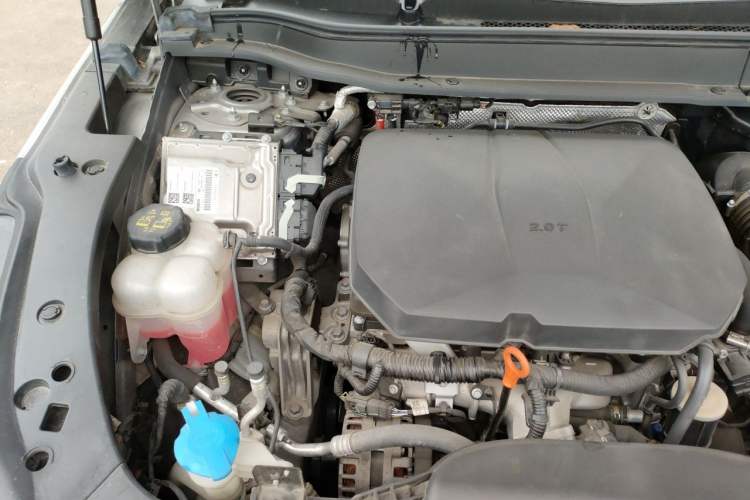 Used Haval XY 2022 2.0T Smart Edition Engine Bay Right