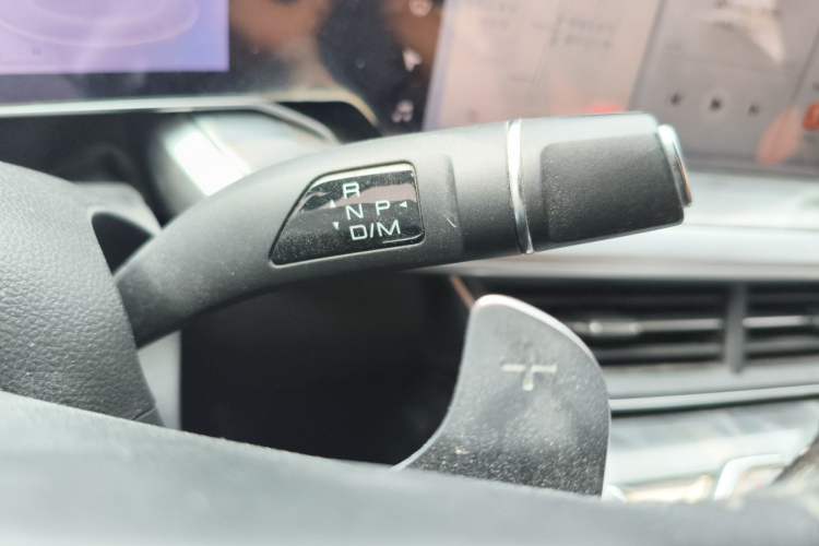 Used Haval XY 2022 2.0T Smart Edition Gear Lever