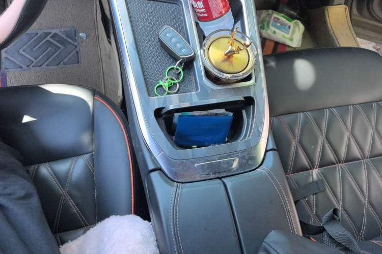 Used Haval XY 2022 1.5T Smart Edition Gear Lever
