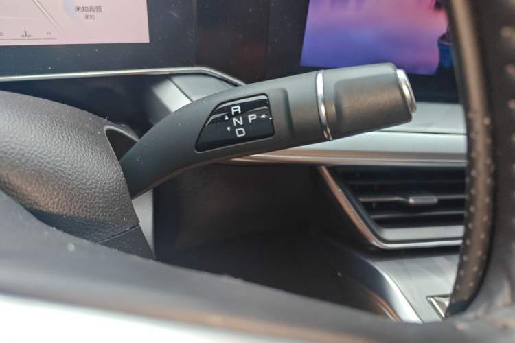Used Haval XY 2022 1.5T Smart Edition Gear Lever