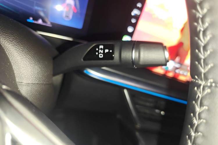 Used Haval XY 2022 1.5T Smart Edition Gear Lever