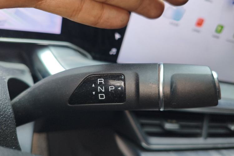 Used Haval XY 2022 1.5T Smart Edition Gear Lever