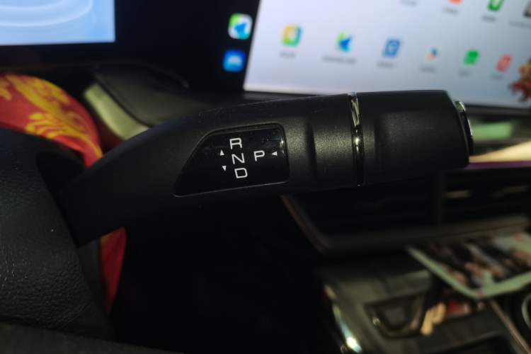 Used Haval XY 2022 1.5T ZhiZun Edition Gear Lever