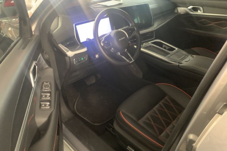 Used Haval XY 2022 2.0T Smart Edition Interior 2