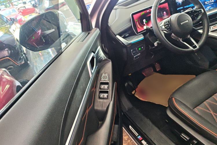 Used Haval XY 2022 1.5T Smart Edition Interior 3