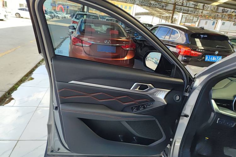 Used Haval XY 2022 2.0T Smart Edition Interior 7