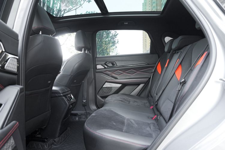 Used Haval XY 2022 2.0T ZhiZun Edition Interior 9