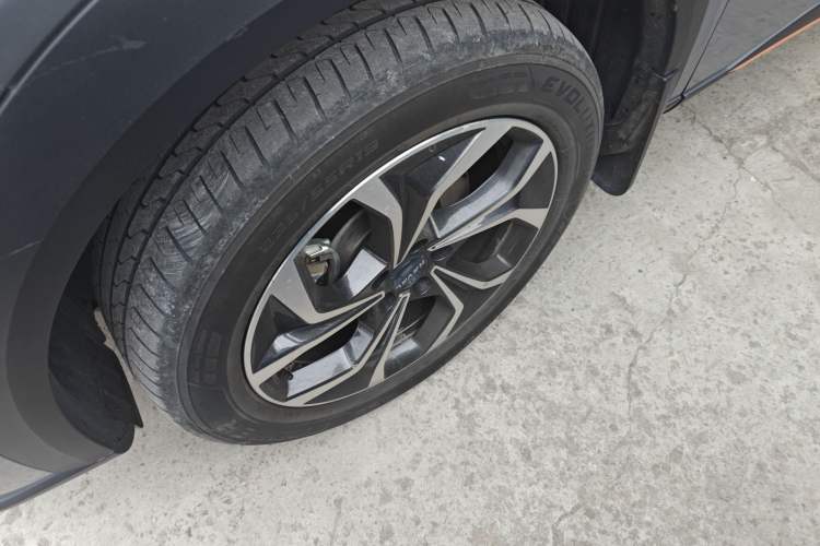 Used Haval XY 2022 1.5T ZhiZun Edition Left Front Wheel Hub