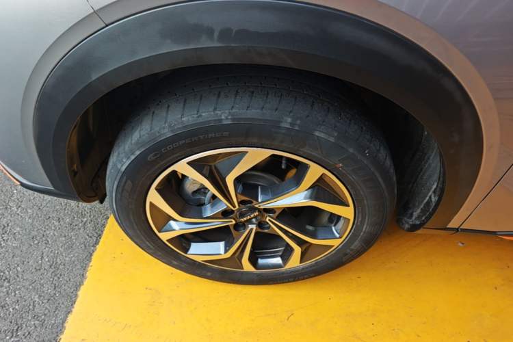 Used Haval XY 2022 1.5T Smart Edition Left Front Wheel Hub