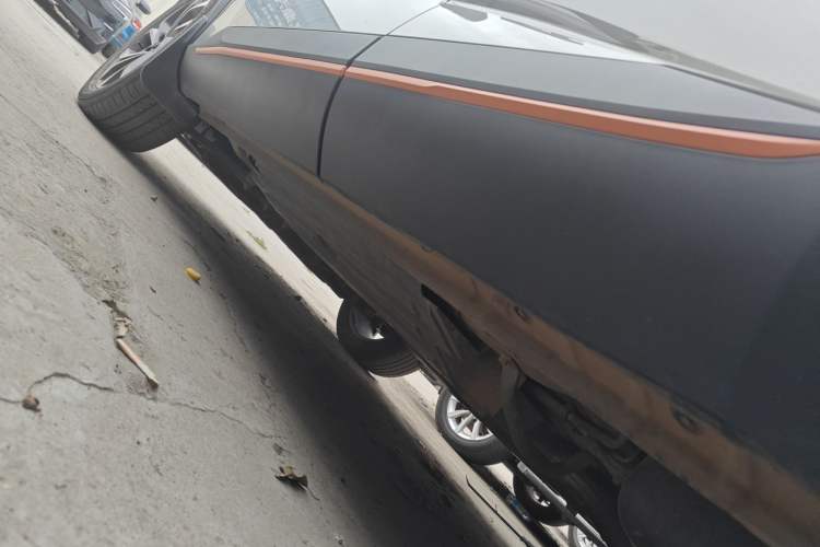 Used Haval XY 2022 1.5T ZhiZun Edition Left Side Sill