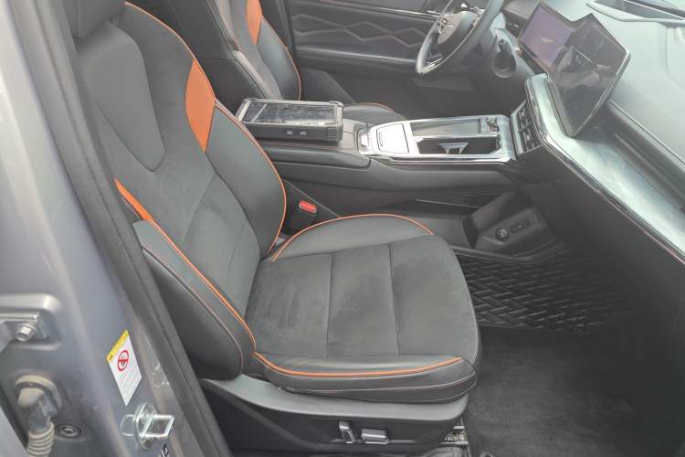 Used Haval XY 2022 1.5T ZhiZun Edition Right Front Seat