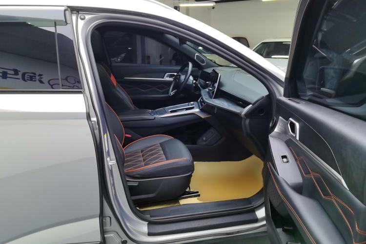 Used Haval XY 2022 1.5T Smart Engine DHT Right Front Seat