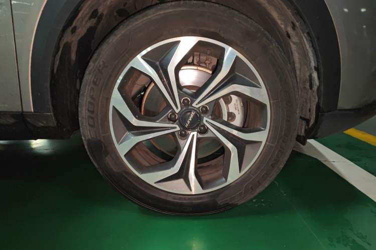 Used Haval XY 2022 2.0T Smart Edition Right Front Wheel Hub