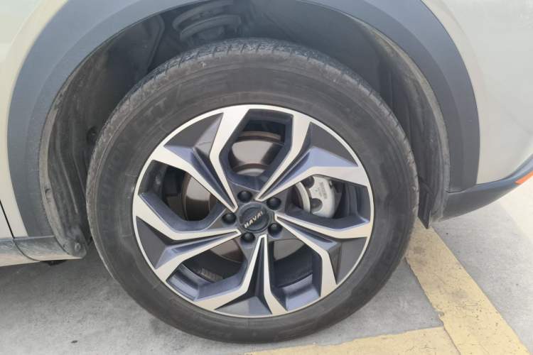 Used Haval XY 2022 2.0T Smart Edition Right Front Wheel Hub
