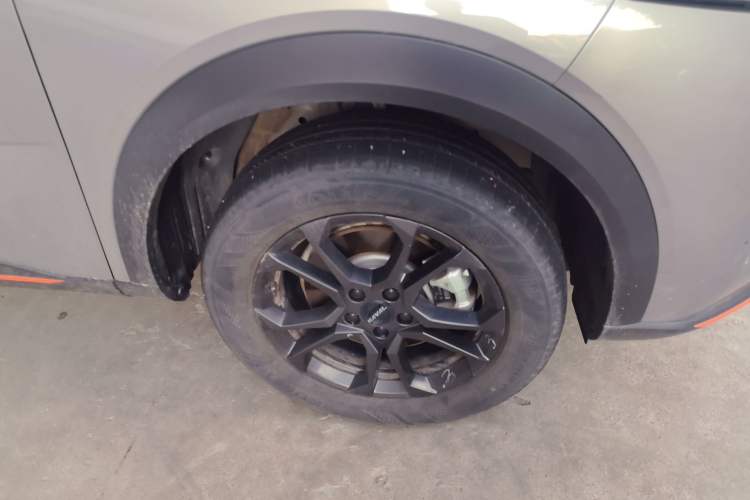 Used Haval XY 2022 1.5T Smart Edition Right Front Wheel Hub