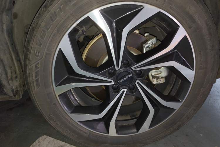 Used Haval XY 2022 1.5T ZhiZun Edition Right Front Wheel Hub