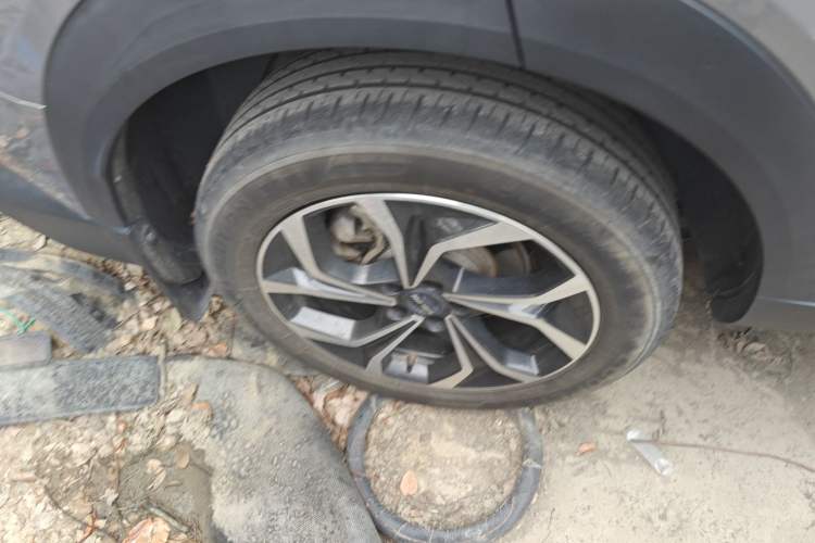 Used Haval XY 2022 1.5T ZhiZun Edition Right Rear Wheel Hub