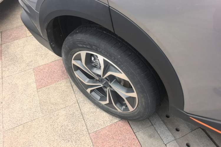 Used Haval XY 2022 1.5T ZhiZun Edition Right Rear Wheel Hub