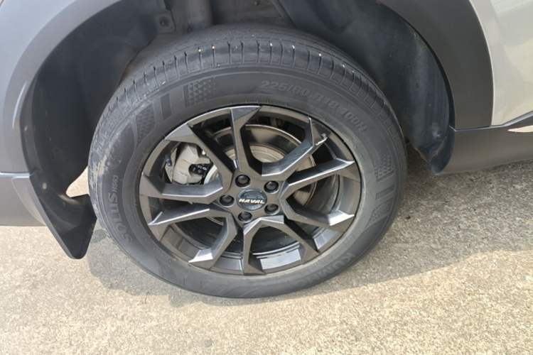 Used Haval XY 2022 1.5T ZhiZun Edition Right Rear Wheel Hub
