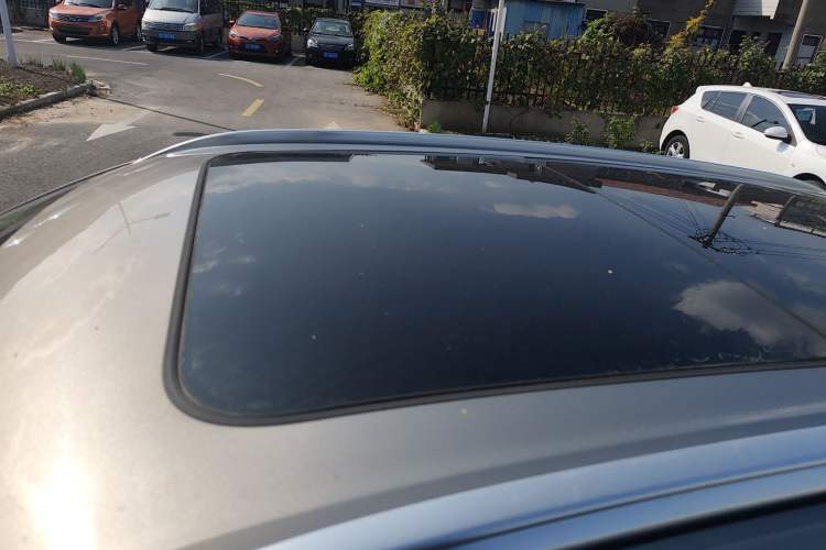 Used Haval XY 2022 1.5T Smart Edition Roof