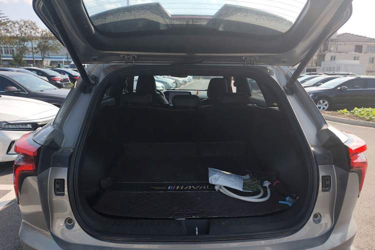 Used Haval XY 2022 1.5T Smart Edition Trunk