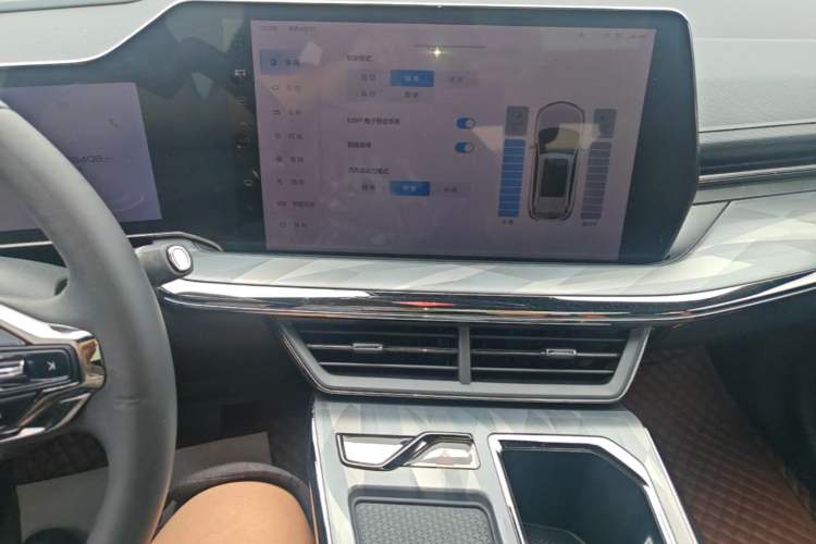 Used Haval XY 2022 1.5T ZhiZun Edition Audio And AC Panel