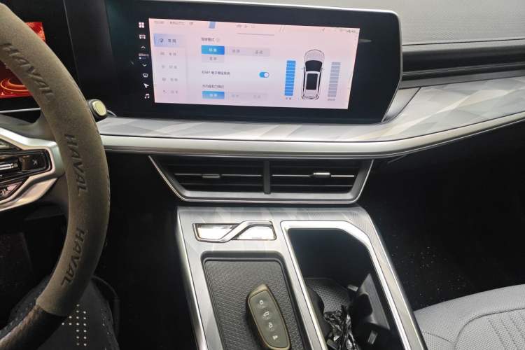 Used Haval XY 2022 1.5T Smart Leading Edition DHT Audio And AC Panel