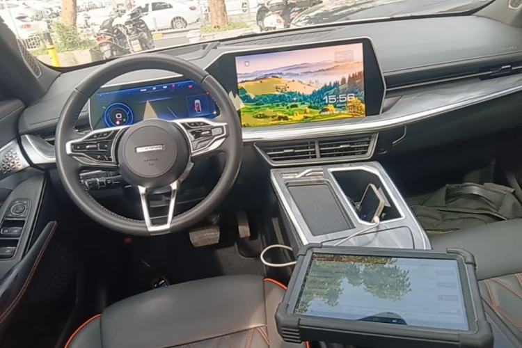 Used Haval XY 2022 1.5T Smart Edition Center Console