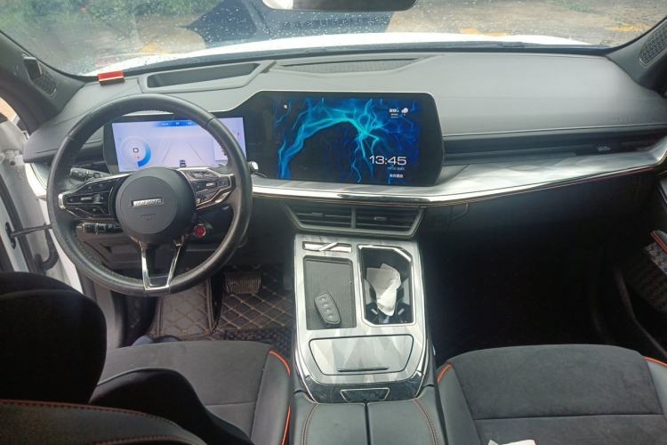 Used Haval XY 2022 2.0T ZhiZun Edition Center Console