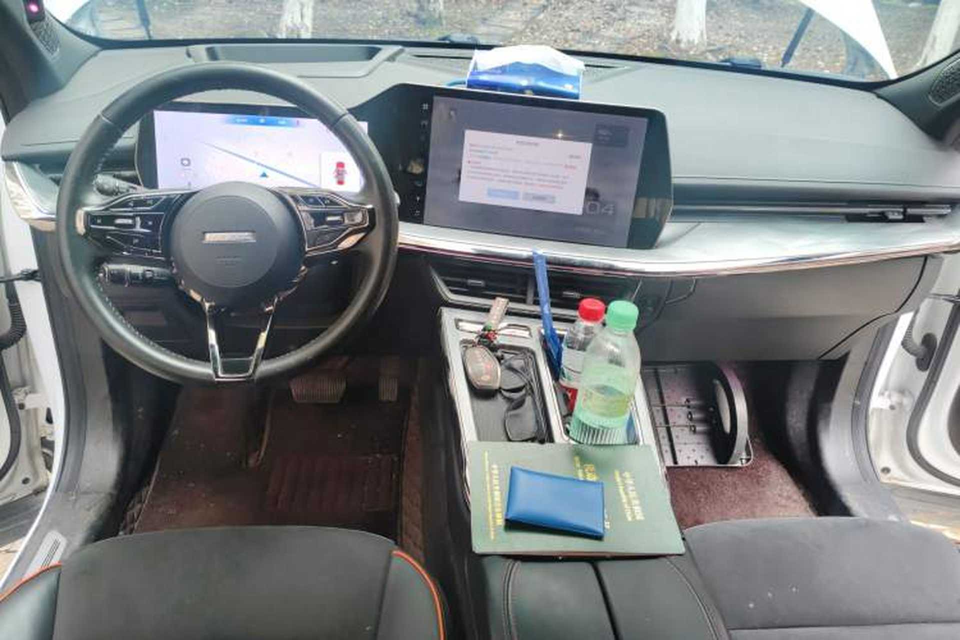 Used Haval XY 2022 1.5T ZhiZun Edition Center Console