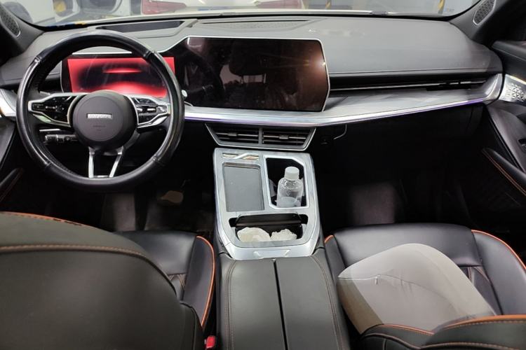 Used Haval XY 2022 1.5T Smart Edition Center Console