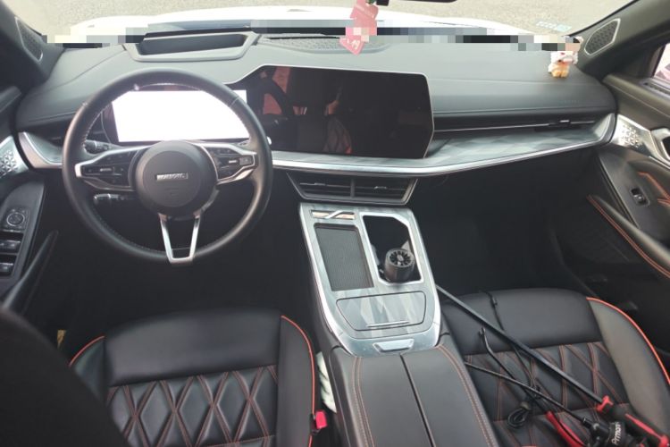 Used Haval XY 2022 1.5T Smart Edition Center Console