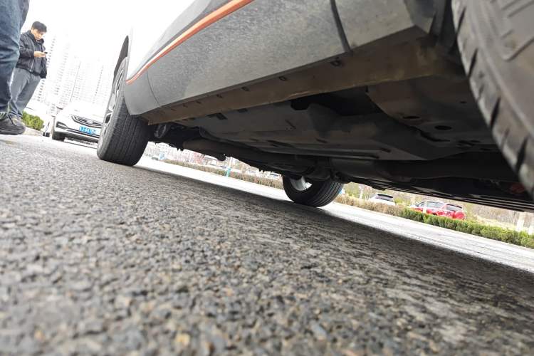 Used Haval XY 2022 1.5T Smart Enjoyment Edition DHT Chassis Front Right