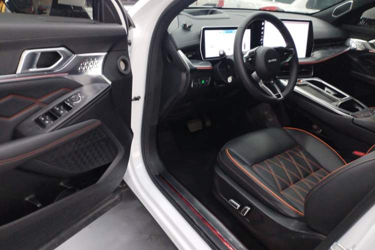 Used Haval XY 2022 1.5T Smart Enjoyment Edition DHT Driver Seat